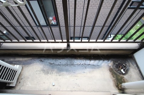 13/20 バルコニー