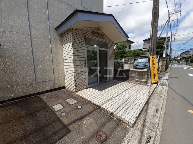 2/10 エントランス