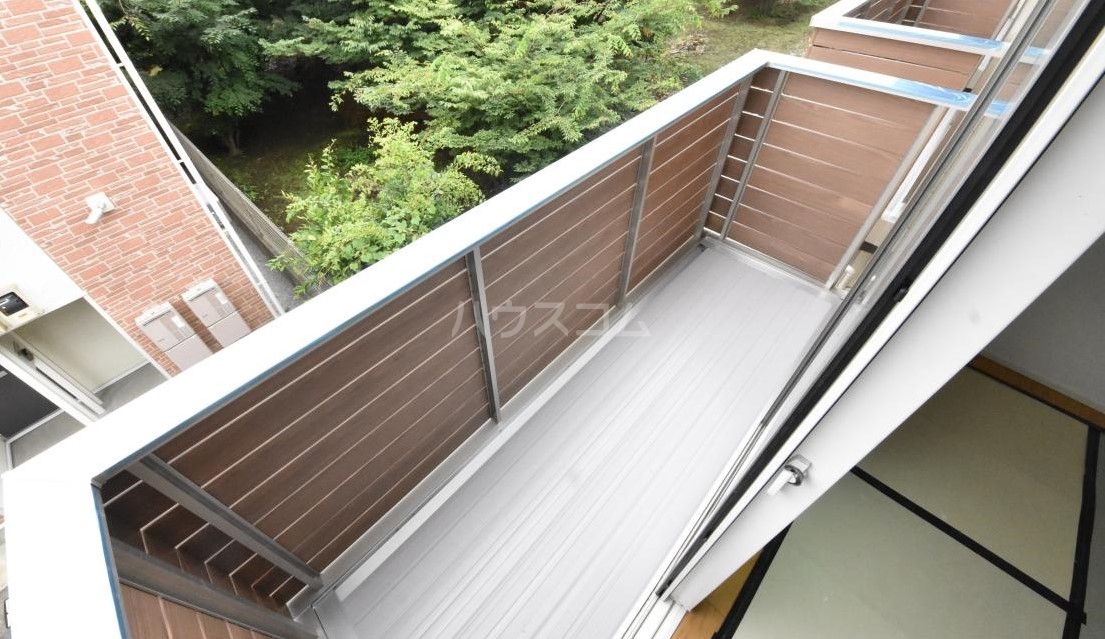 14/28 バルコニー