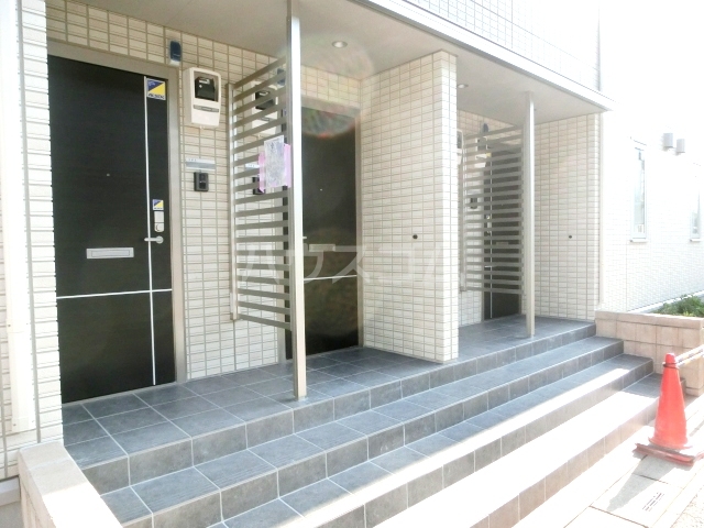 2/8 エントランス