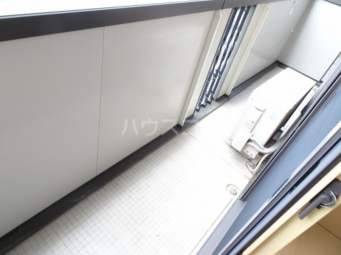 13/23 バルコニー