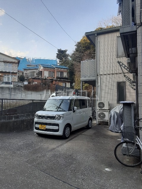 22/23 駐車場