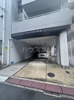 24/27 エントランス