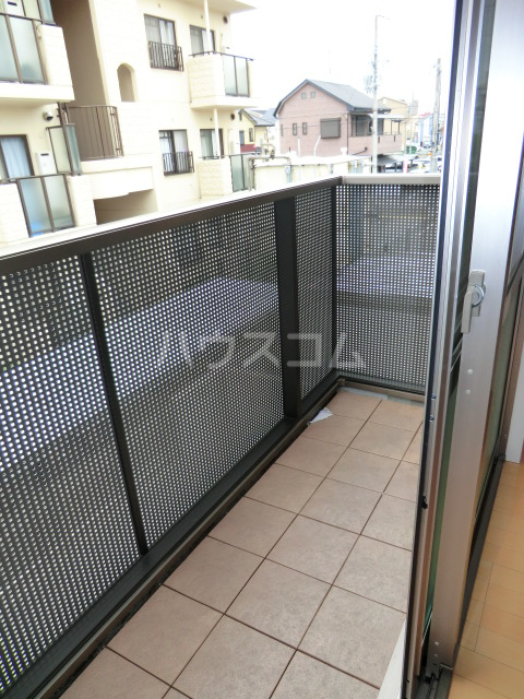 17/23 バルコニー