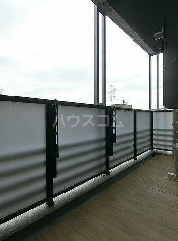 13/21 バルコニー