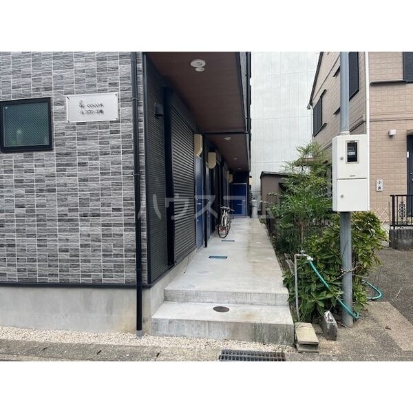 16/26 エントランス