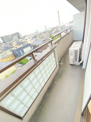 16/23 バルコニー