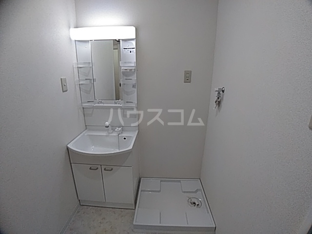 16/30 洗面