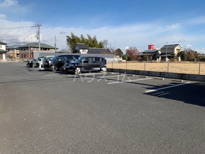 20/28 駐車場