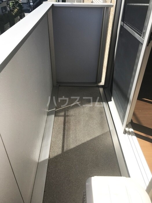 15/28 バルコニー