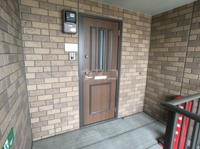 17/25 エントランス