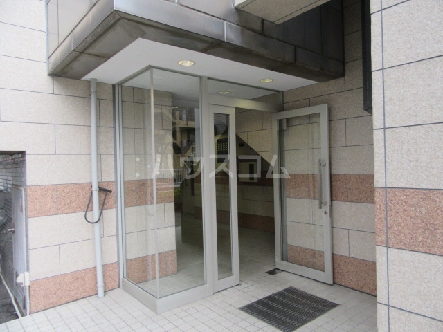 19/24 エントランス