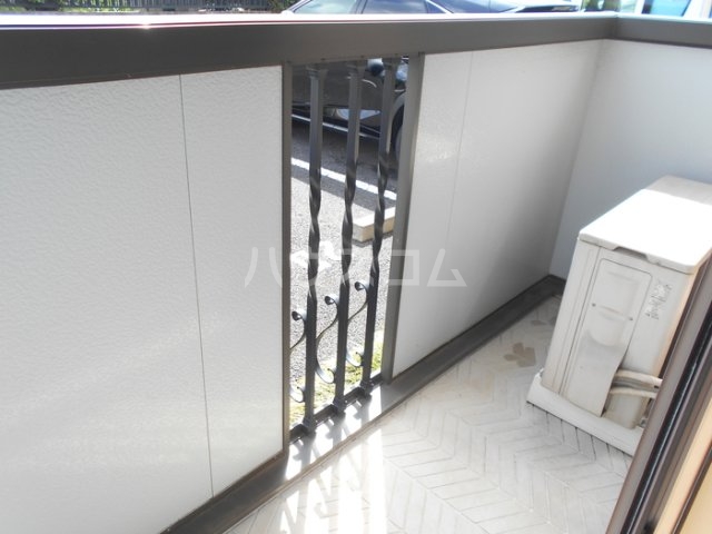 19/30 バルコニー