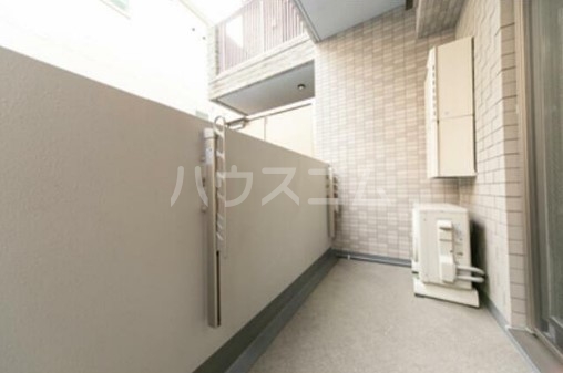 13/23 バルコニー