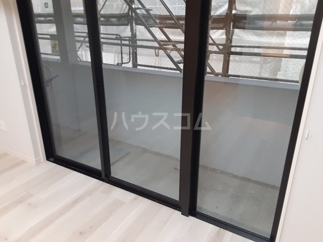 13/23 バルコニー