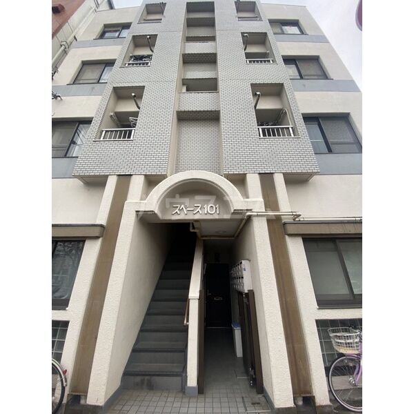 15/24 エントランス