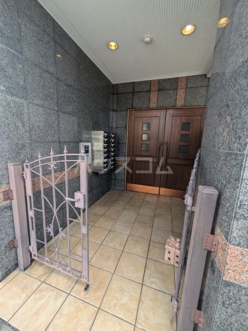 2/10 エントランス