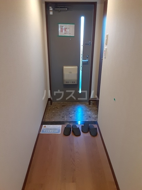 13/30 玄関