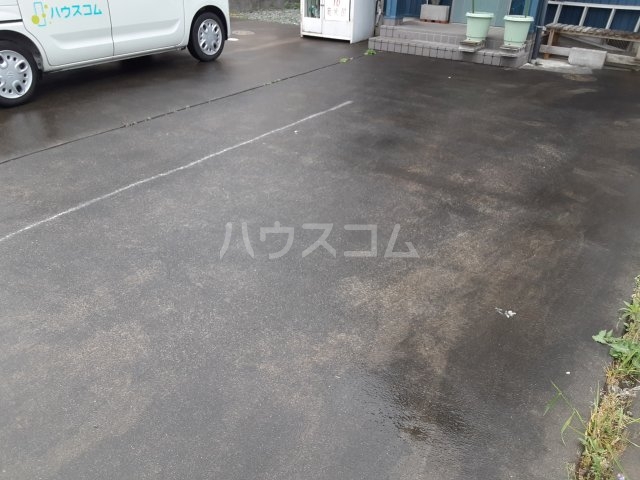 19/27 駐車場