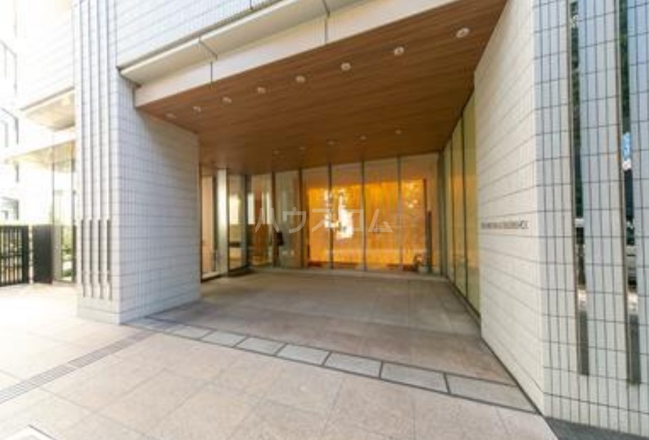 29/29 エントランス