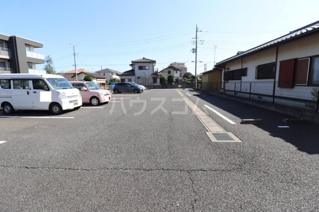 17/23 駐車場