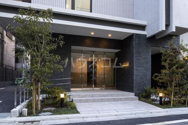 3/7 エントランス