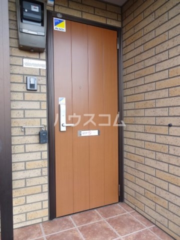 2/3 エントランス