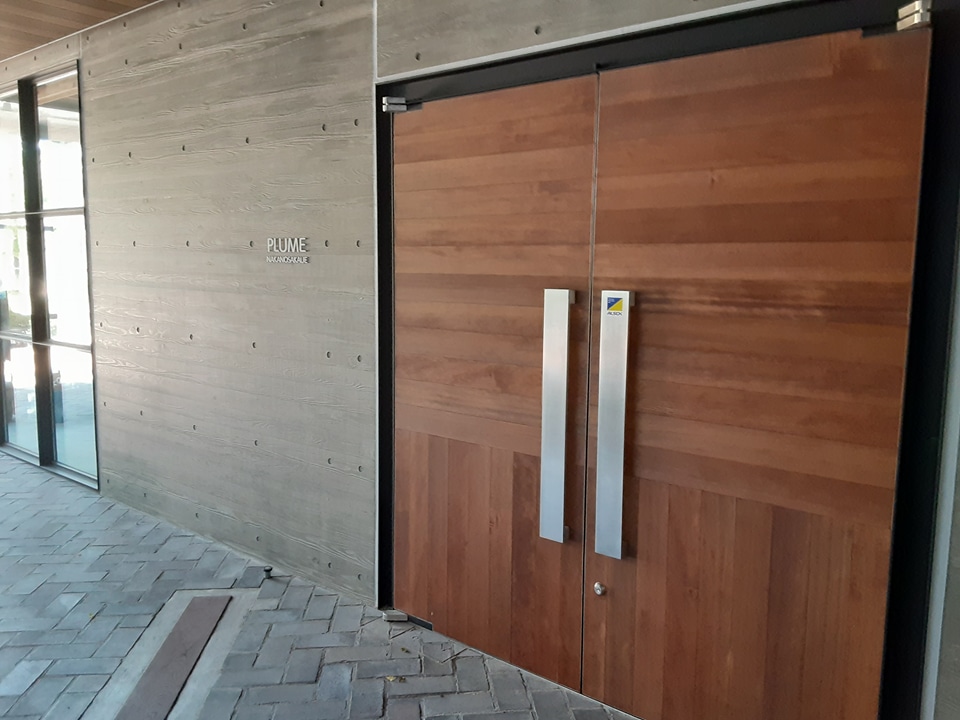 17/21 エントランス