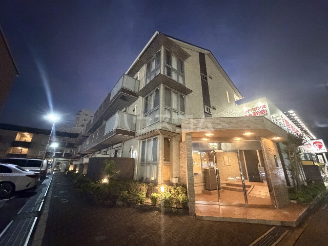 2/30 外観