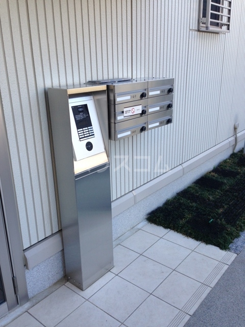 21/29 エントランス