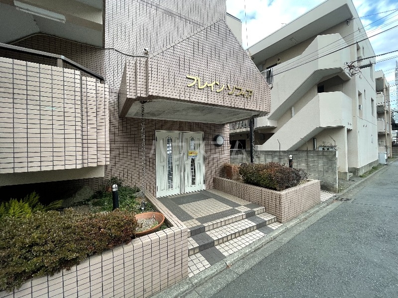 21/24 エントランス