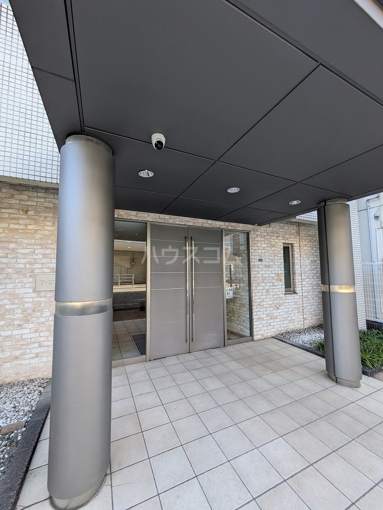 29/30 エントランス