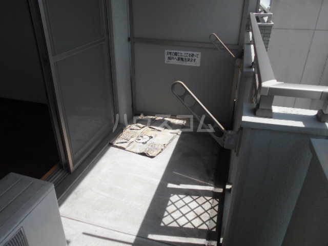 18/22 バルコニー