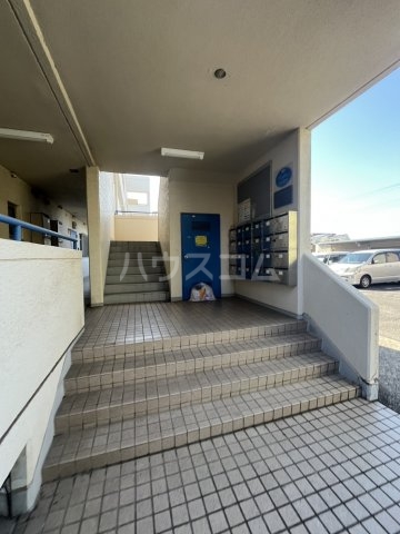 25/30 駐車場