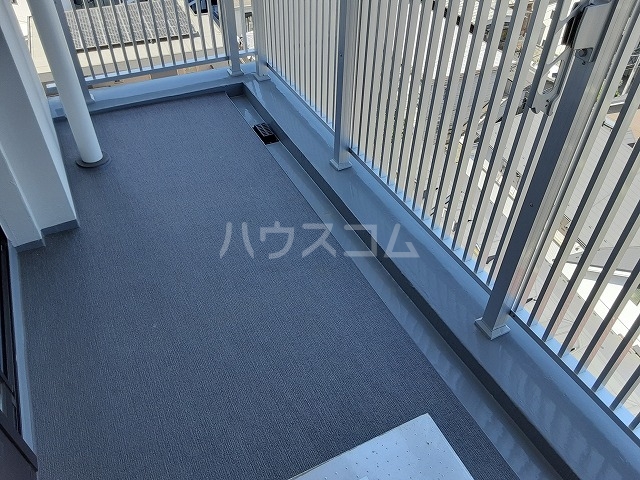 14/27 バルコニー