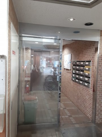 2/6 エントランス