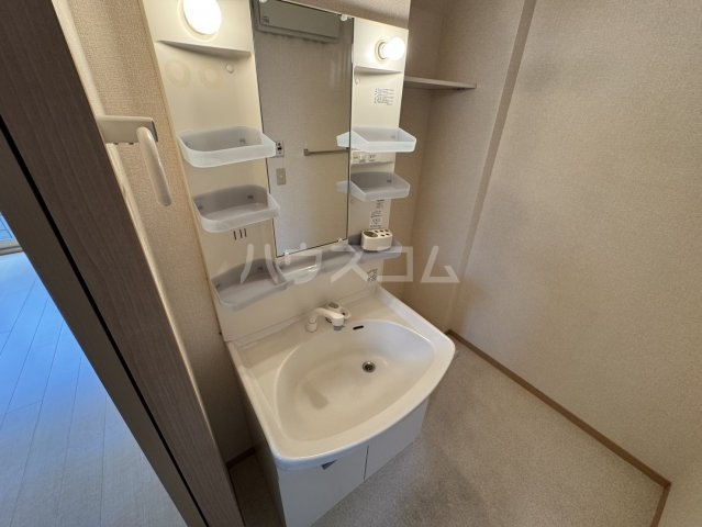 17/30 洗面