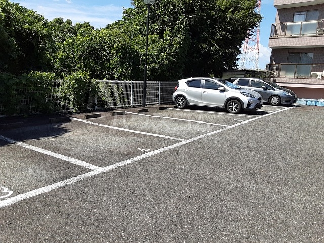 21/30 駐車場