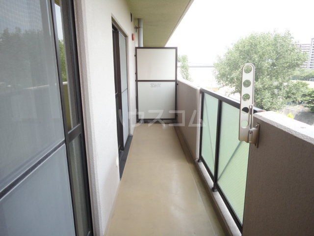 14/27 バルコニー