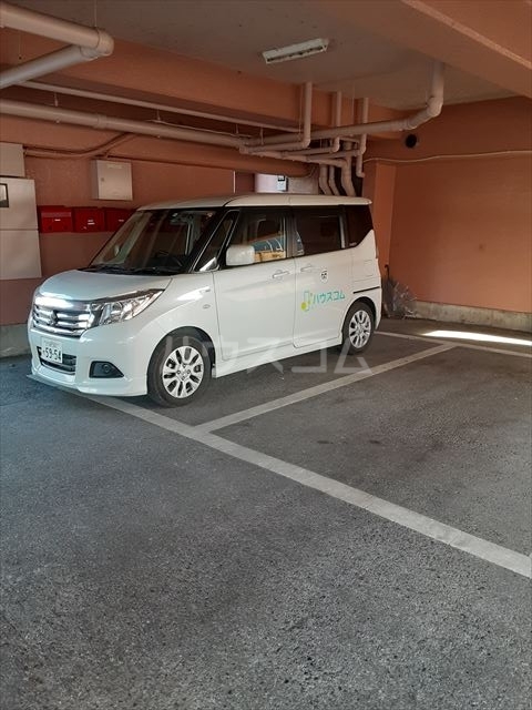 22/26 駐車場