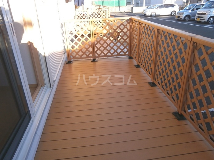 13/18 バルコニー