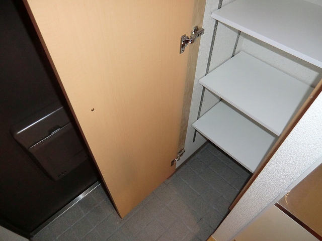 5/18 玄関