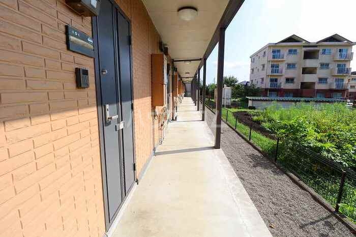 20/22 エントランス