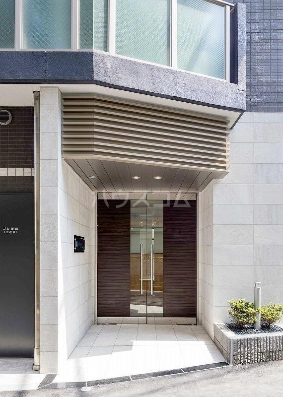 20/29 エントランス