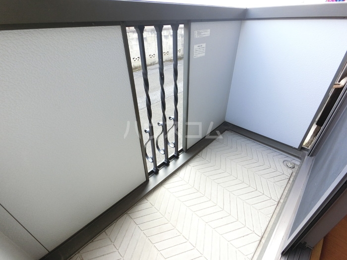 13/20 バルコニー