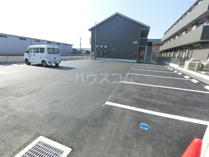 15/25 駐車場
