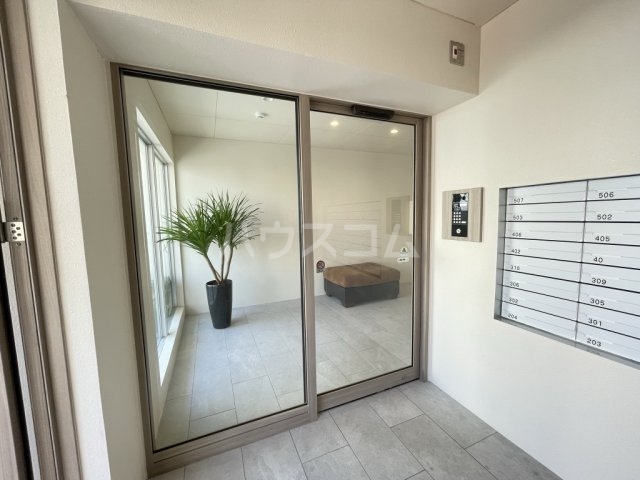 14/24 エントランス