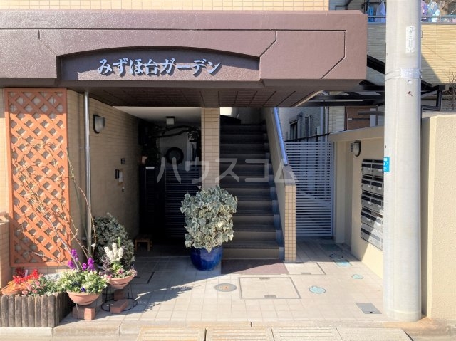 4/6 エントランス