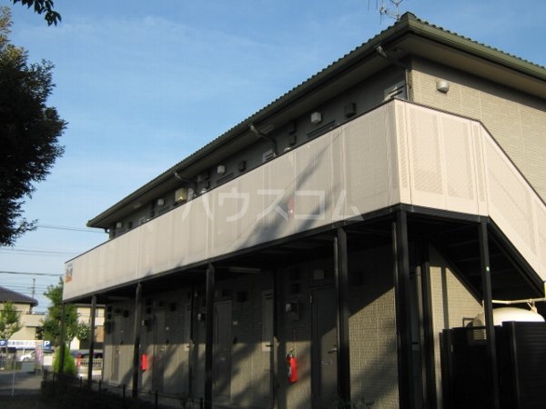 21/27 エントランス