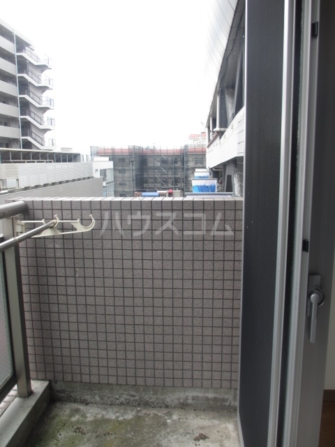 25/30 バルコニー